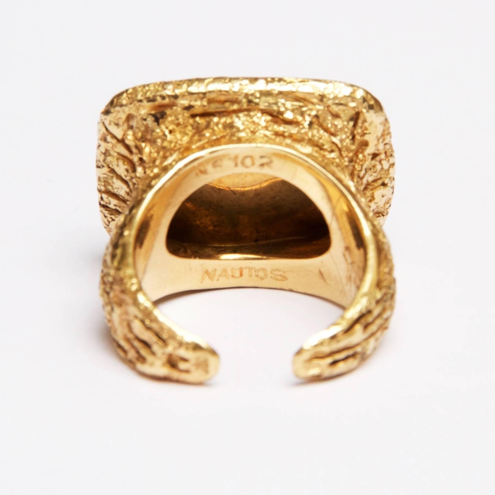 Modern 1963 Georges Braque Gold, Onyx and White Agate 'Nautos' Cameo Ring