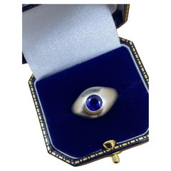 Boucheron Paris 1.30ct Natural Cambodian (Pailin) Sapphire Platinum Signet Ring.