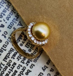An Impressive 9.6mm Golden Pearl & Top Quality Diamond Ring in 18K Rose Gold