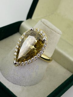 6,36ct Anillo de diamantes naturales talla pera en oro amarillo de 18 quilates, color amarillo parduzco fantasía