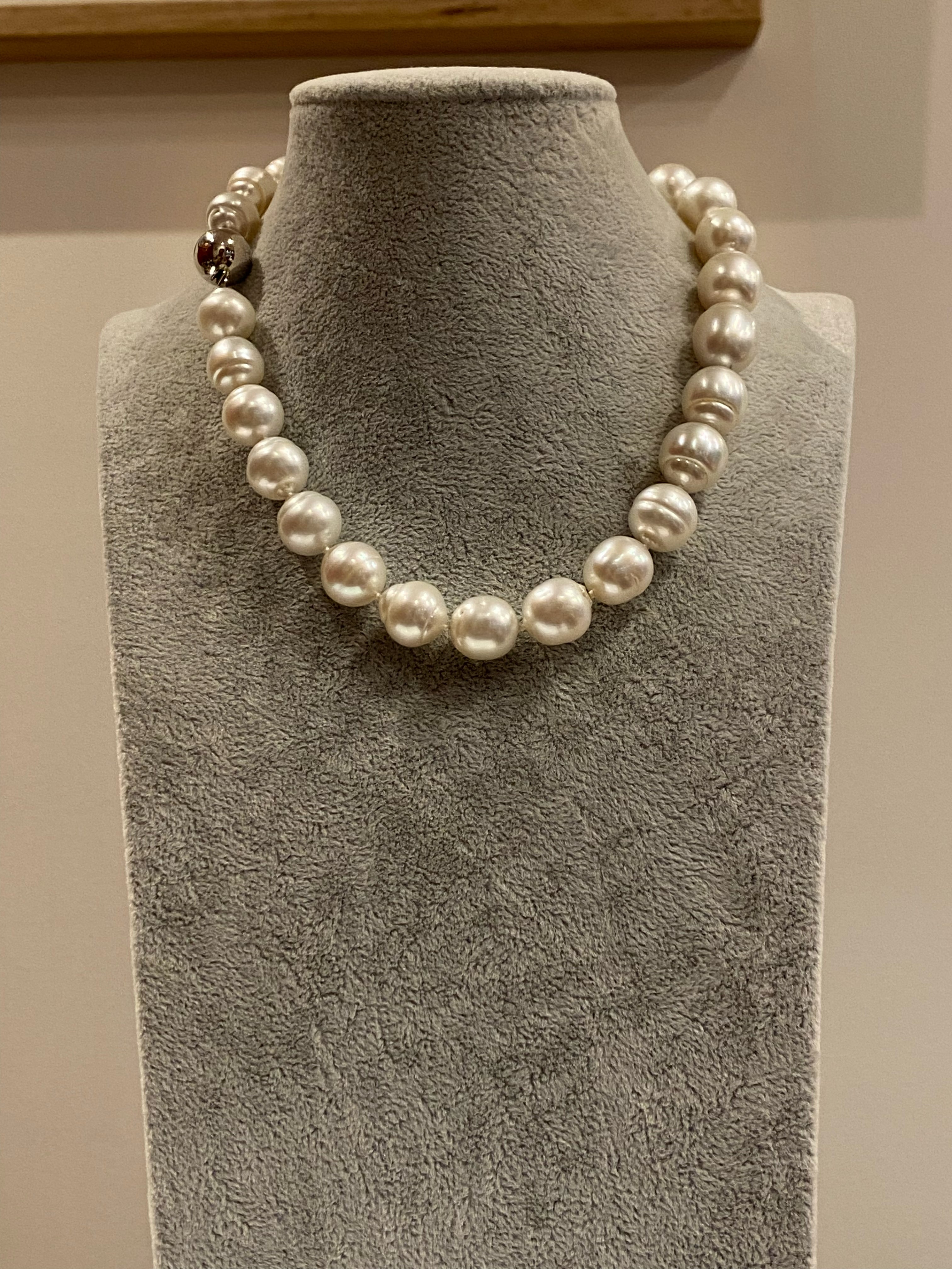 12 - 14mm South Sea Semi-Baroque High Lustre Pearl Necklace, 18K Gold Clasp.