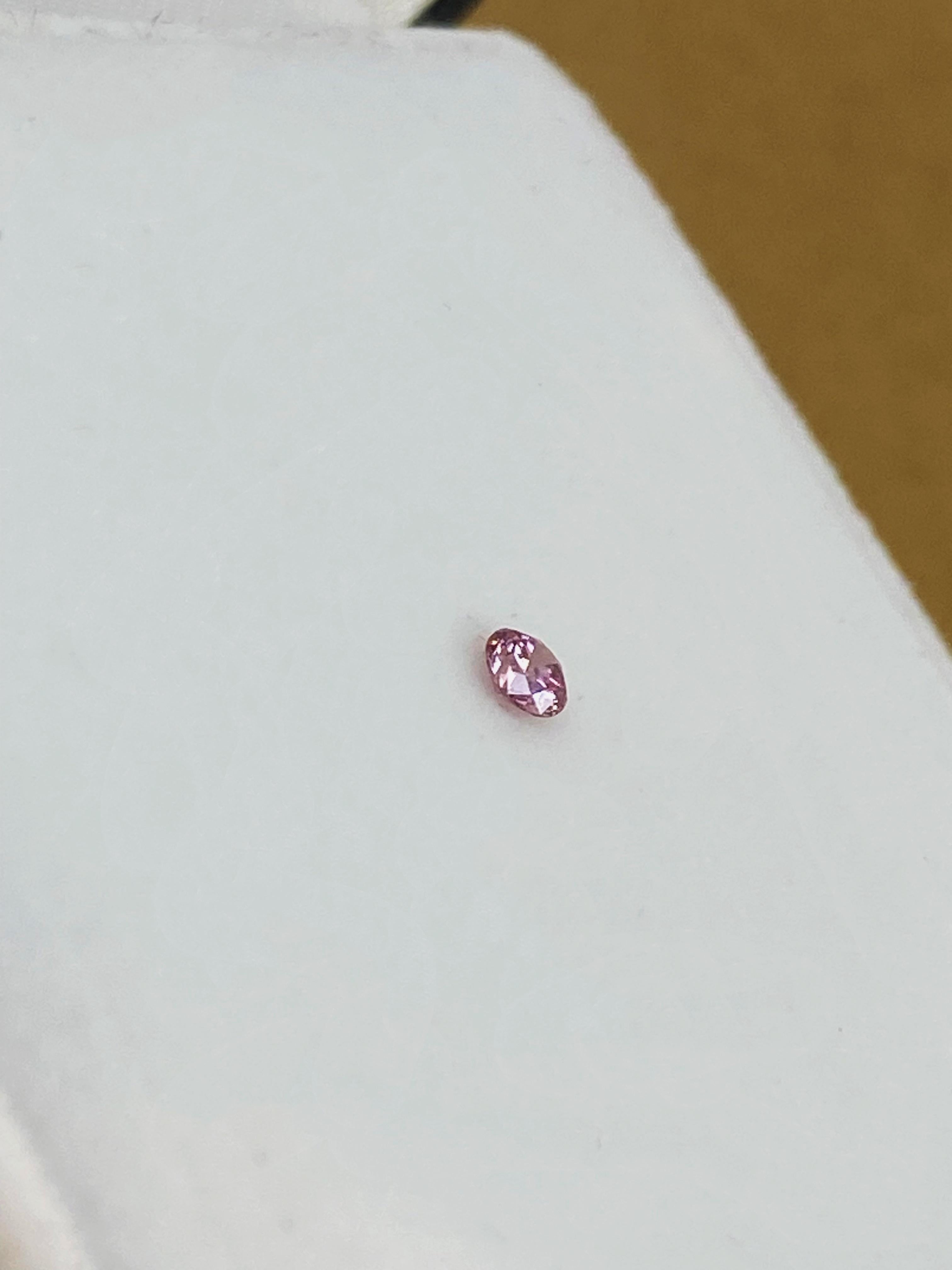 Donna Nature Argyle (WA) Fancy Intense Pink 4P Diamante sfuso di 0,101ct + GSL. in vendita