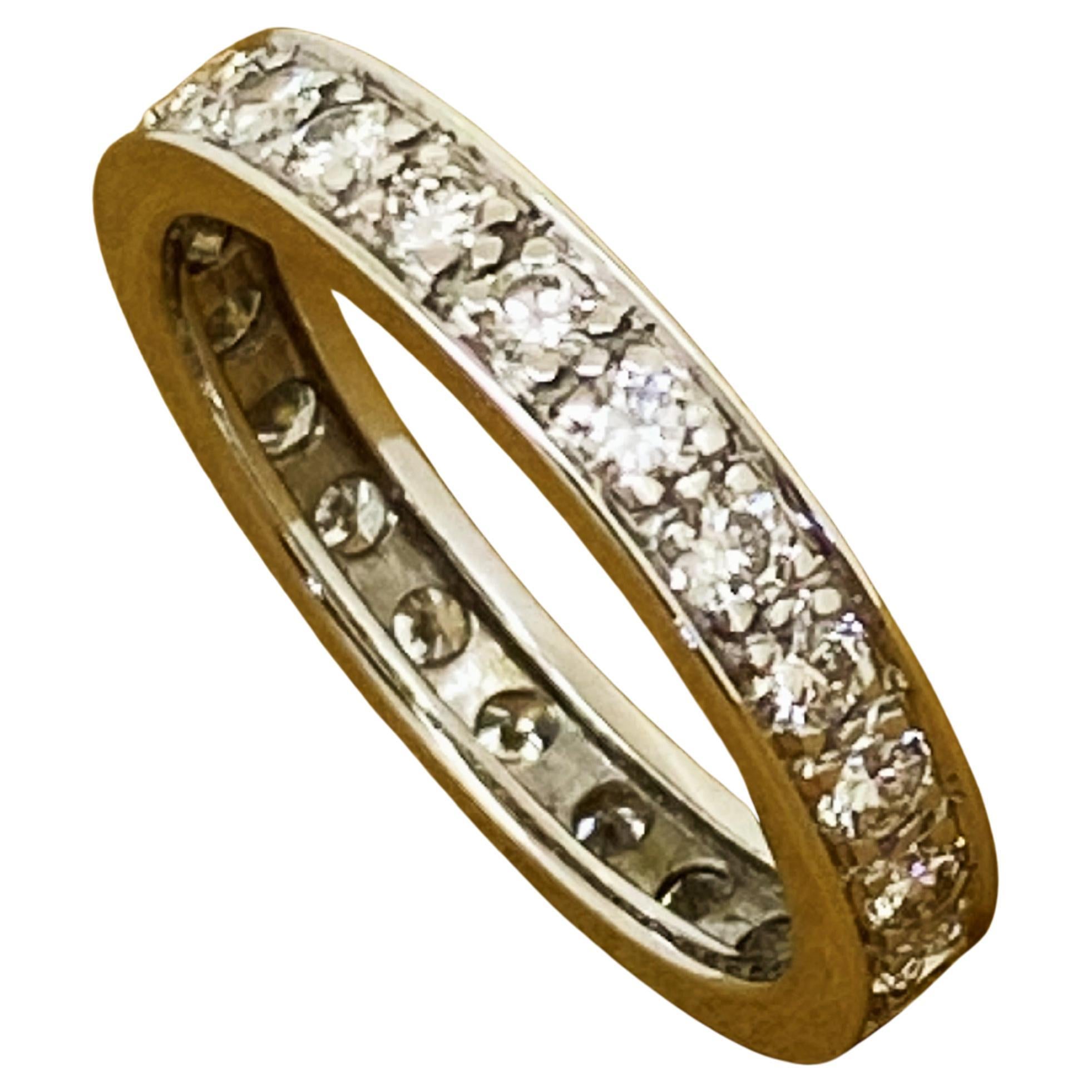 Hervorragende 1,00ct Thread & Grain Set Diamond Full Eternity Band in 18K Weißgold im Angebot