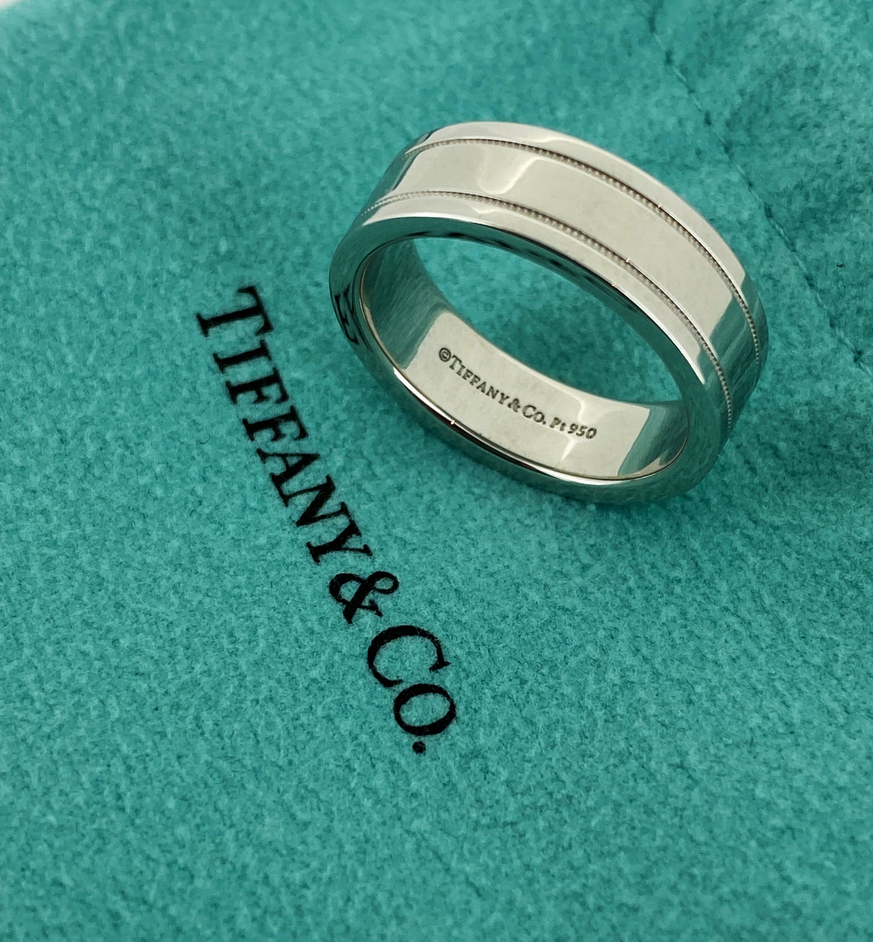 Tiffany & Co. Tiffany Together Milgrain Band Ring in Platinum, 6 mm Wide. For Sale