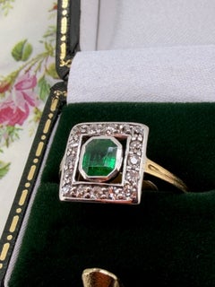 Natural Colombian Vivid Green Emerald, Diamond, 18K Gold Retro Square Halo Ring