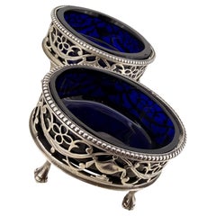 V Rare Colonial American Silver Salt Cellars by Timothy Bontecou Junior. c1770.