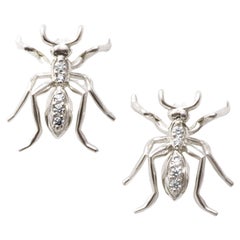 Single Ant Earrings Gold and Diamonds