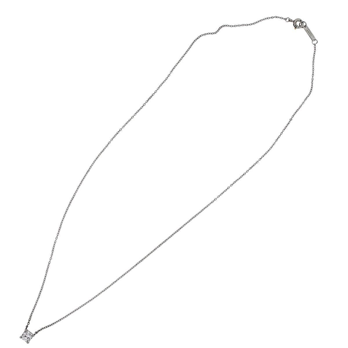 Brand: Tiffany & Co.
Style: Platinum 0.50ct Diamond Lucida Pendant Necklace
Material :Platinum
Diamond Details: 0.50ct Lucida cut diamond. E/F in color and VS in clarity
Total Weight: 1.7dwt (2.7g)
Necklace Length: Chain is 16.5''
Pendant