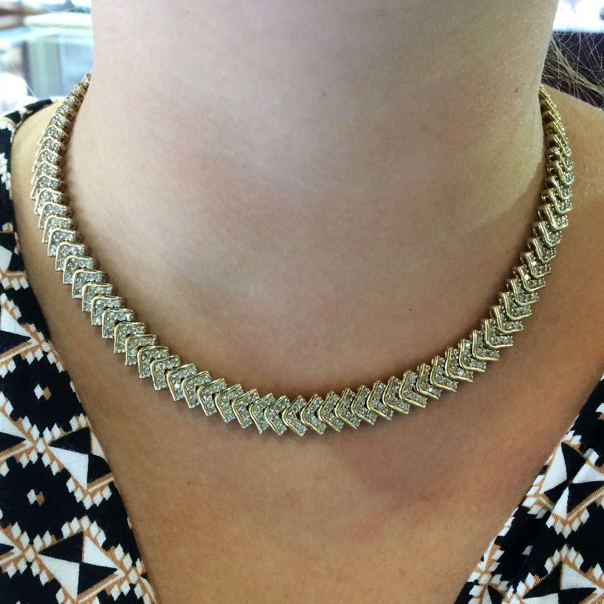 Women's or Men's 5.5 Carats Diamonds Gold Chevron Necklace