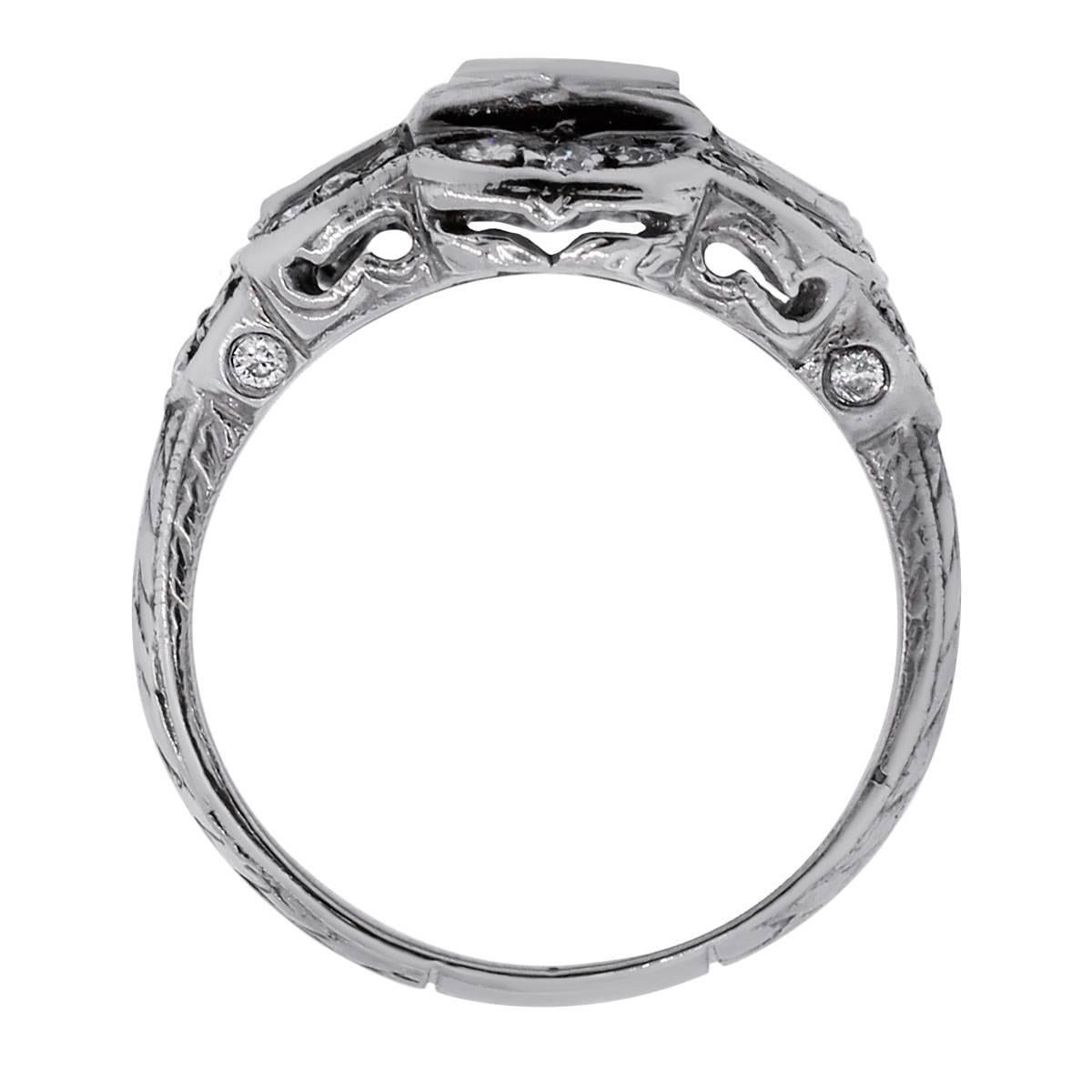 1.00 Carats GIA Cert Diamonds Platinum Ring In Excellent Condition For Sale In Boca Raton, FL