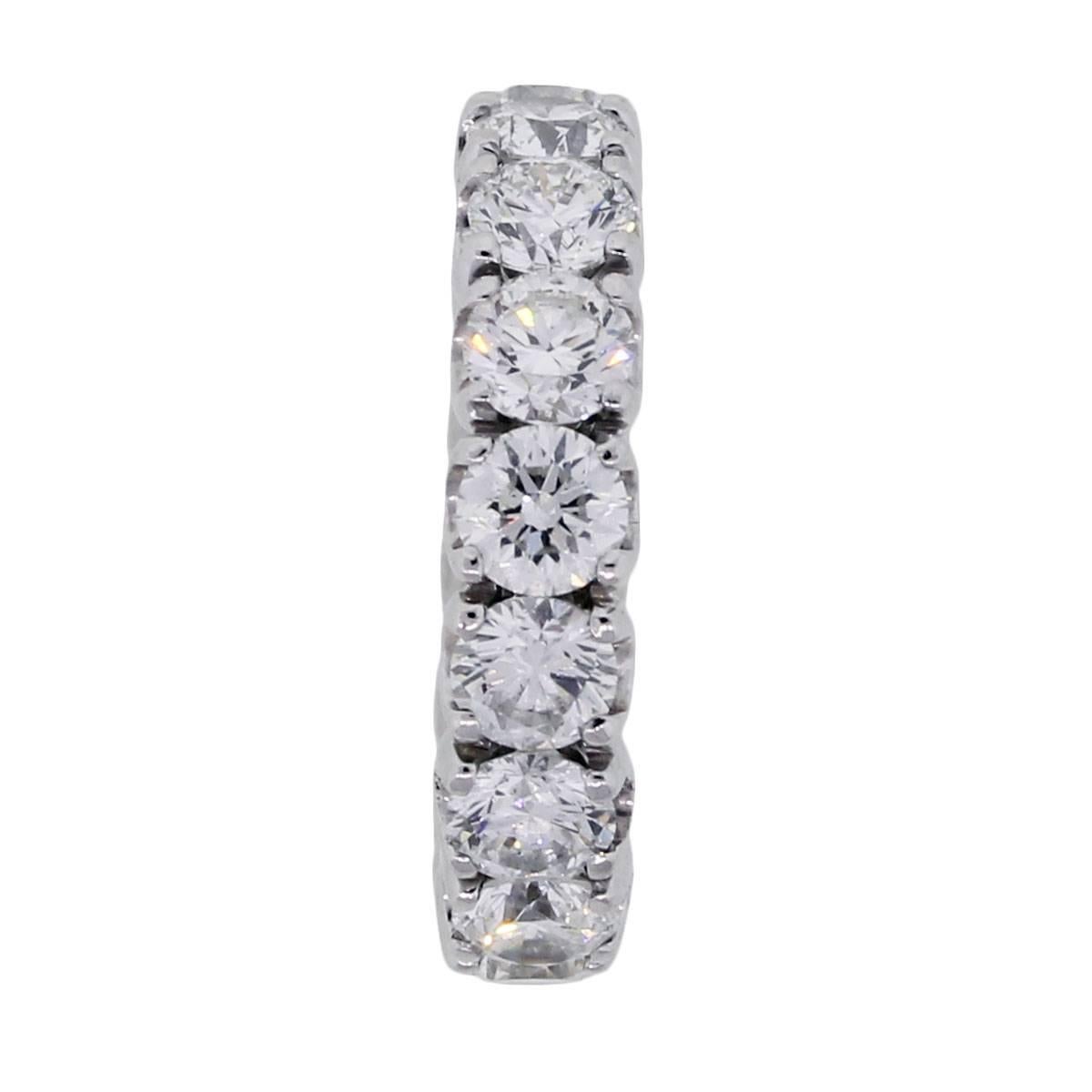 Material: 14k white gold
Diamond Details: Approximately 6ctw of round brilliant diamonds. Diamonds are G/H in color and SI in clarity
Ring Size: 6 (cannot be sized)
Ring Measurements: 0.89″ x 0.19″ x 0.89″
Total Weight: 5.5g (3.5dwt)
Additional