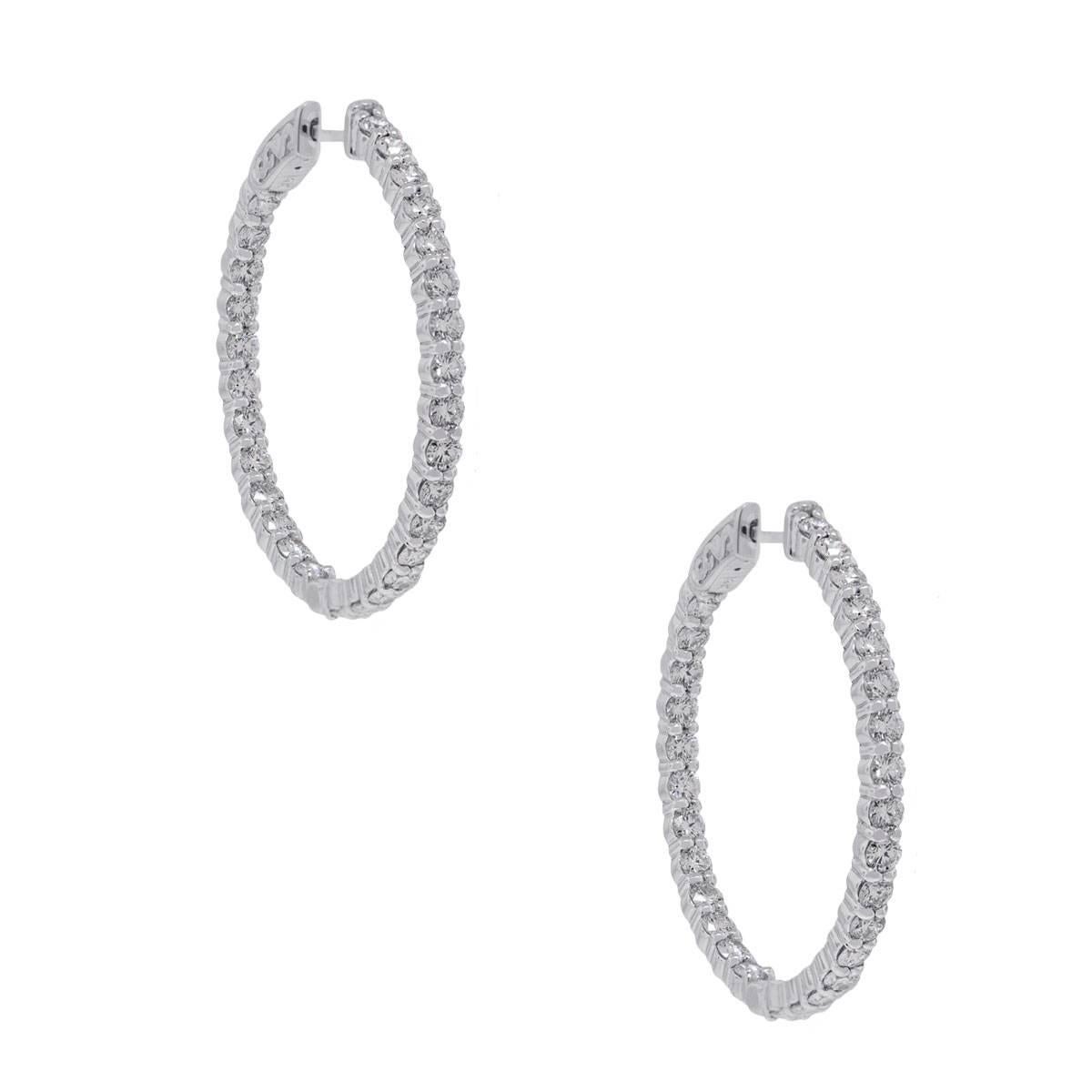  Diamond White Gold Inside Out Hoop Earrings In New Condition In Boca Raton, FL
