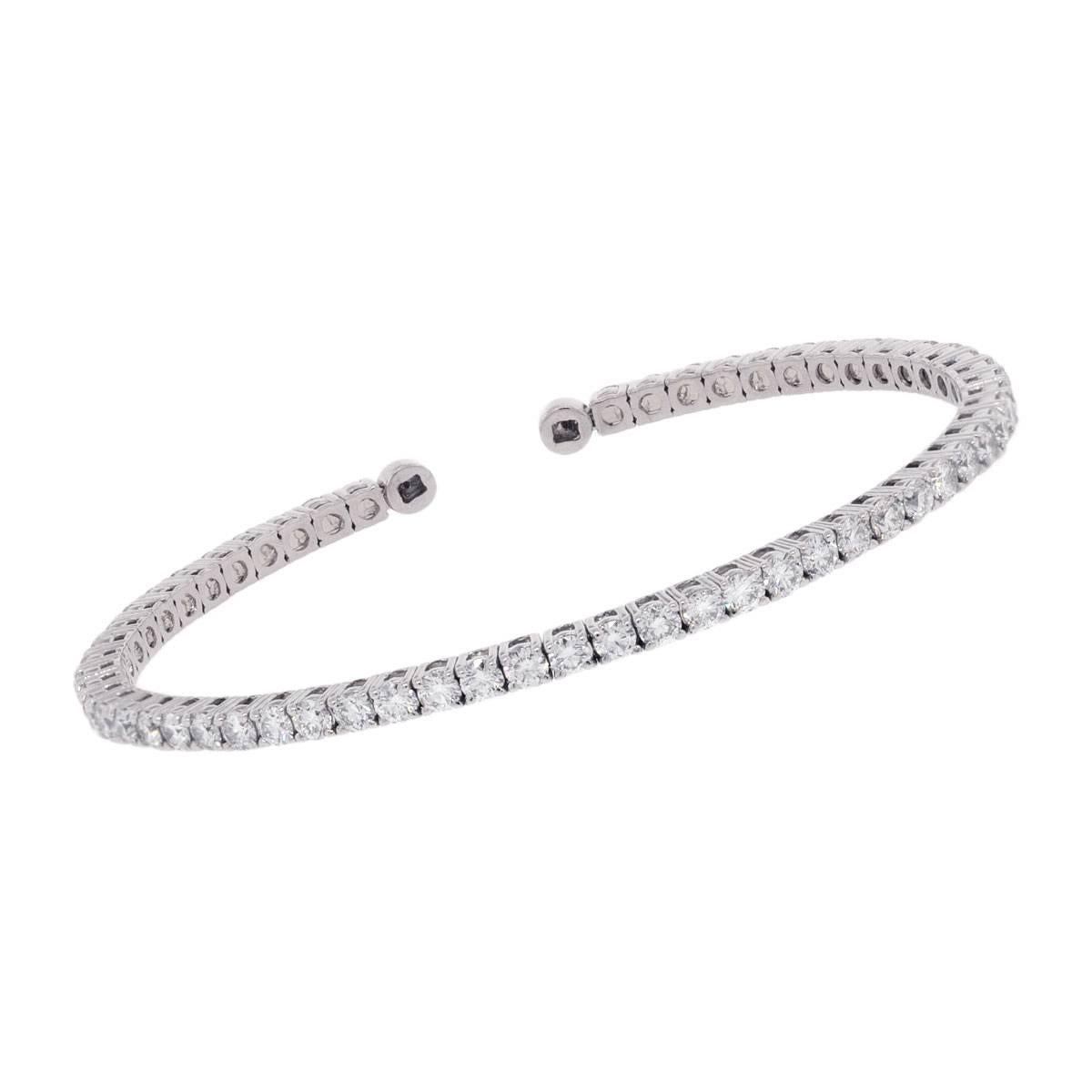 5.22 Carat Diamond White Gold Flexible Bangle