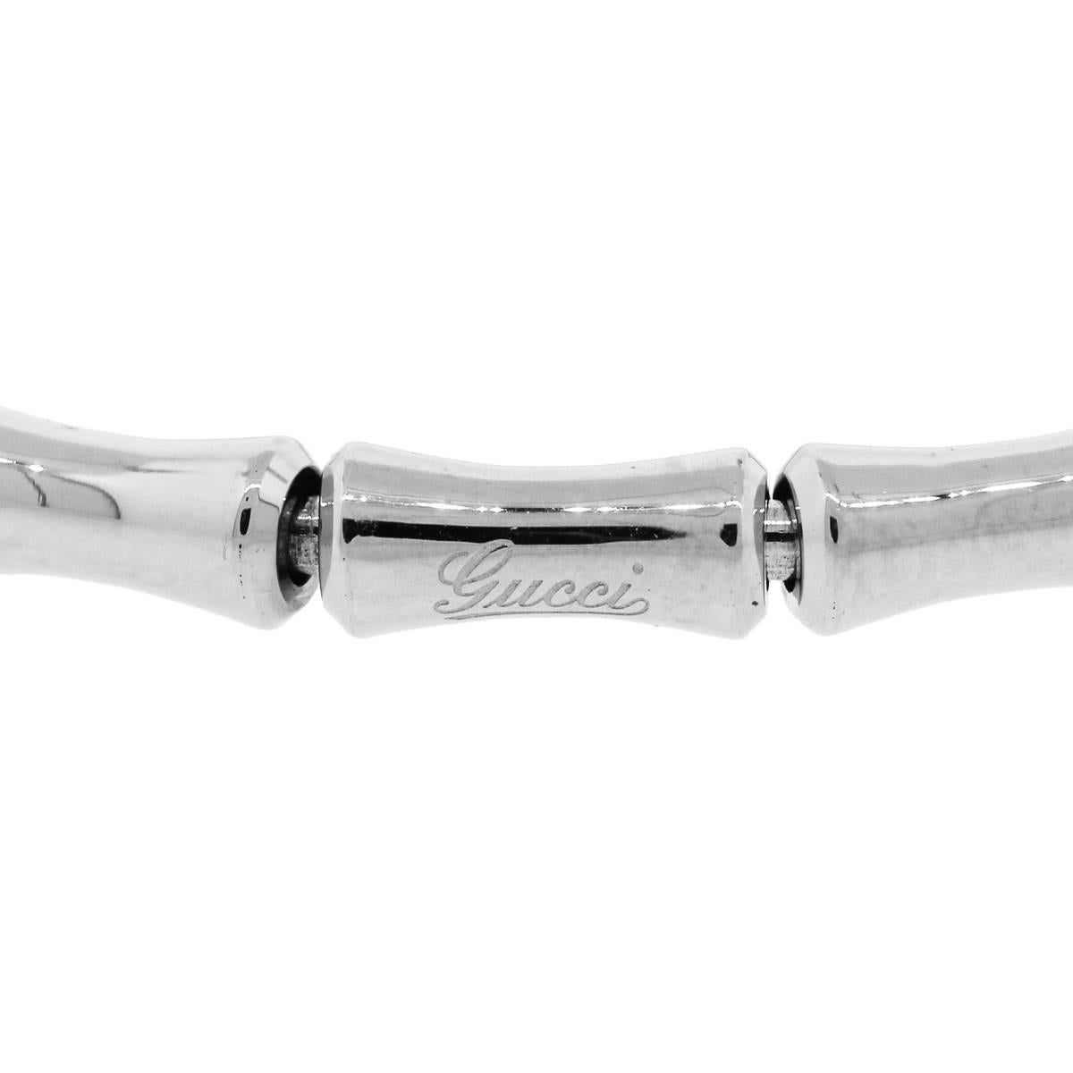 Designer: Gucci
Material: 18k white gold
Clasp: No clasp, bracelet stretches
Total Weight: 8.8g (5.7dwt)
Measurements: This bracelet will fit up to a 7″ wrist
Additional Details: This item comes with a presentation box!
SKU: G6844