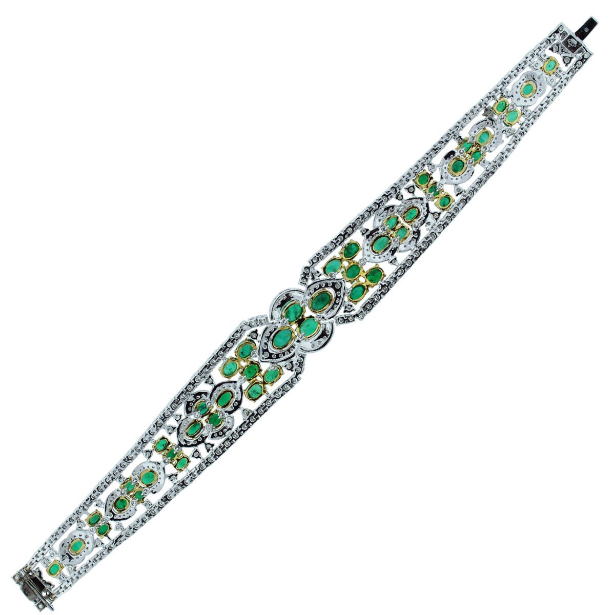 Emerald Diamond Gold Bracelet In Excellent Condition In Boca Raton, FL
