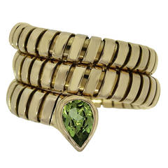 Bulgari Tubogas-Ring aus Gold mit Peridot