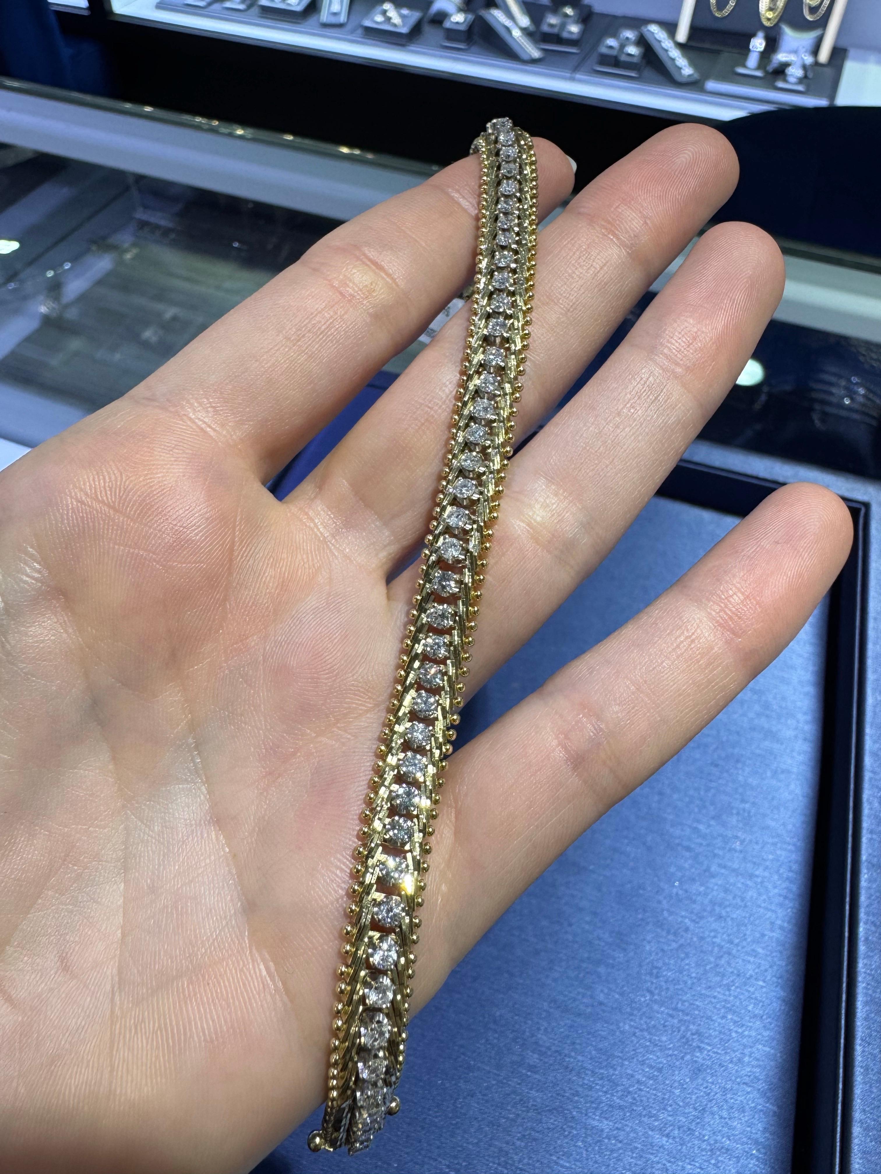 Diamante tondo naturale a brillante 14 carati Bracciale a maglie antico In magazzino in vendita 3