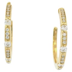Orecchini a cerchio sottili in oro giallo 18 carati con diamante naturale da 0,50 carati