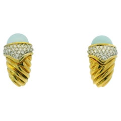 Pendientes de David Yurman en oro amarillo de 18k con pavé de diamantes de 0,45 quilates y calcedonia
