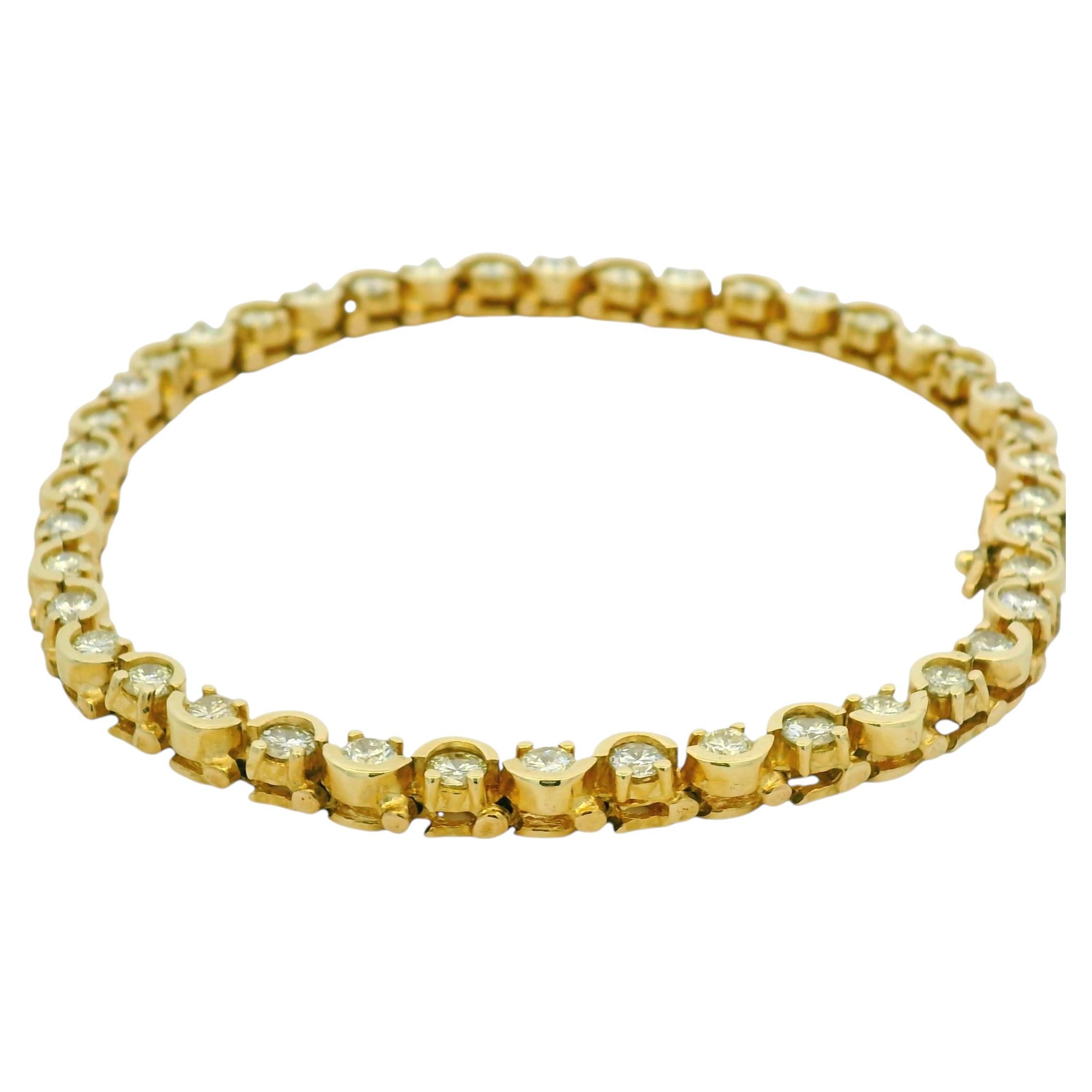 14k Yellow Gold Natural 3.0 Carat Round Diamond Half Bezel-Set Tennis Bracelet For Sale