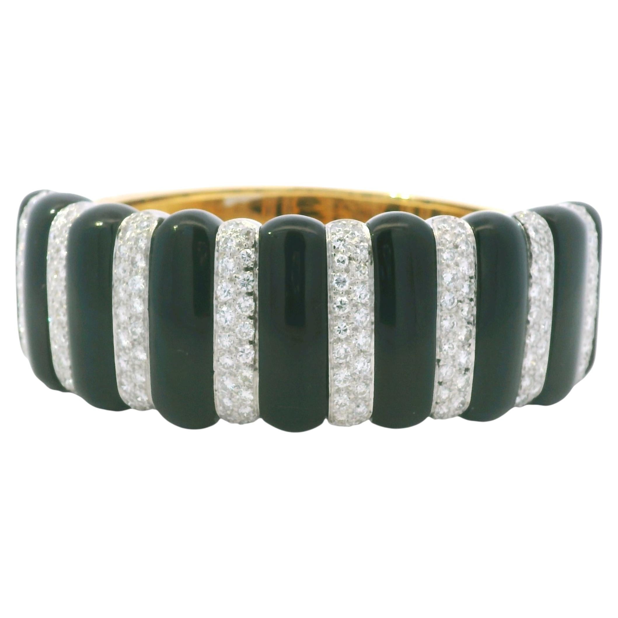 18k Yellow Gold Onyx and Natural 4.05 Carat Diamond Cuff Bracelet For Sale