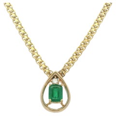 14K Yellow Gold Natural Emerald Tear-Drop Shape Pendant Link Necklace