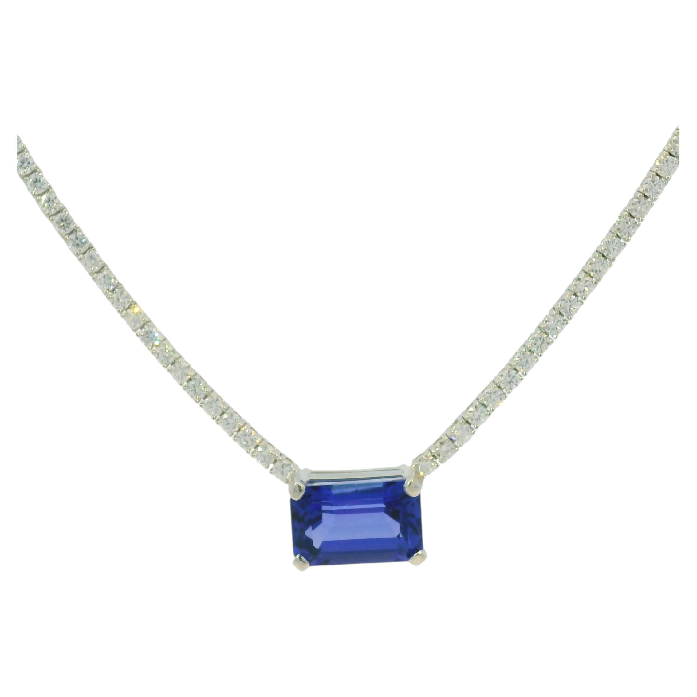 14k White Gold Natural Diamond & Tanzanite Pendant Tennis Necklace For Sale