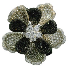 18K White Gold Natural 12.0 Carat Diamond & Black Rhodium Blooming Flower Ring