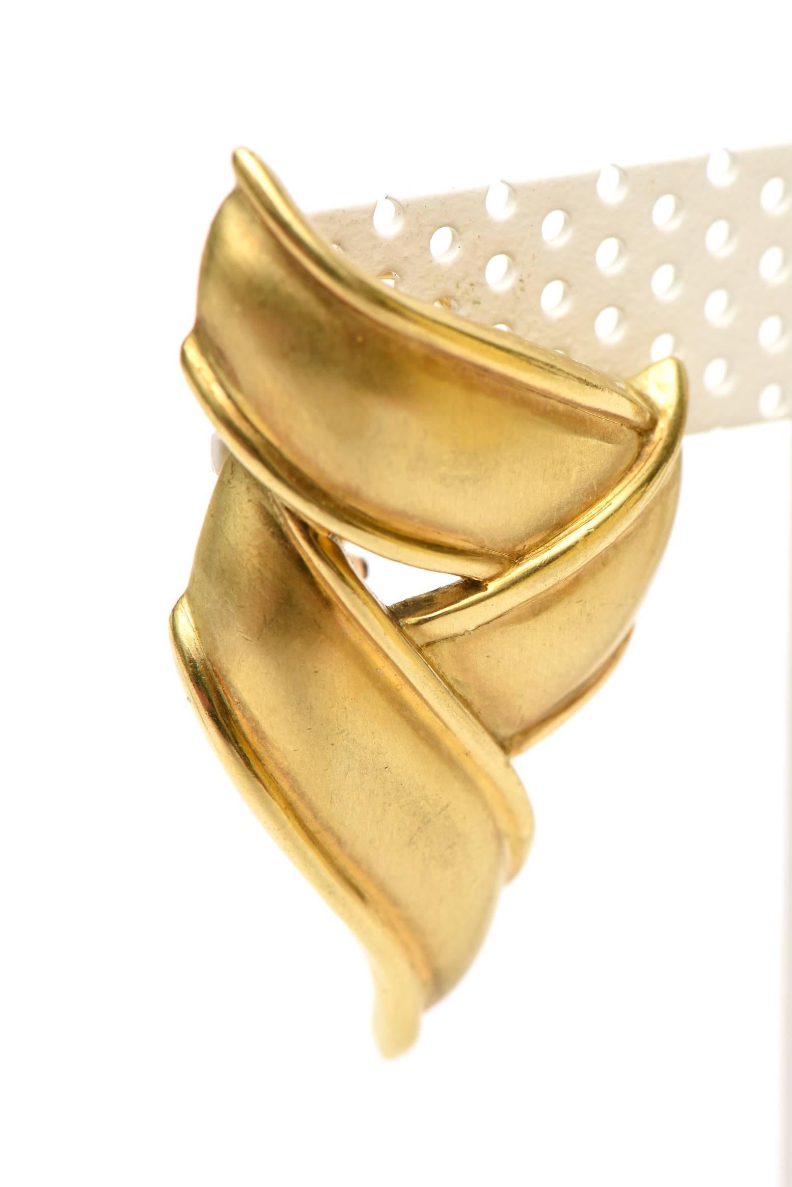 Modern Tiffany & Co. 18 Karat Gold Vintage Pierced Lever Back Earrings For Sale