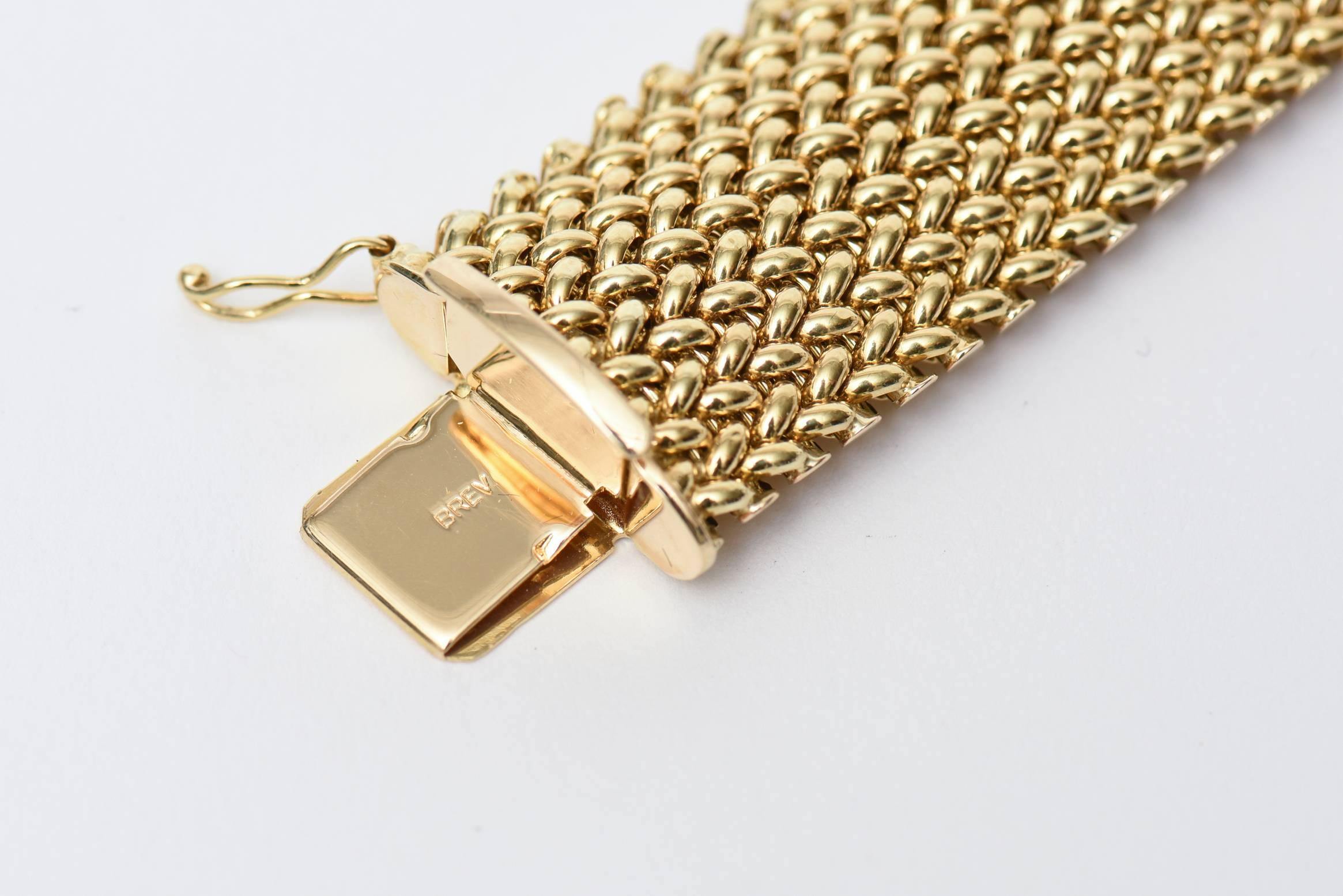 Modern Vintage Italian 14 Karat Gold Chevron Mesh Hallmarked Cuff Bracelet