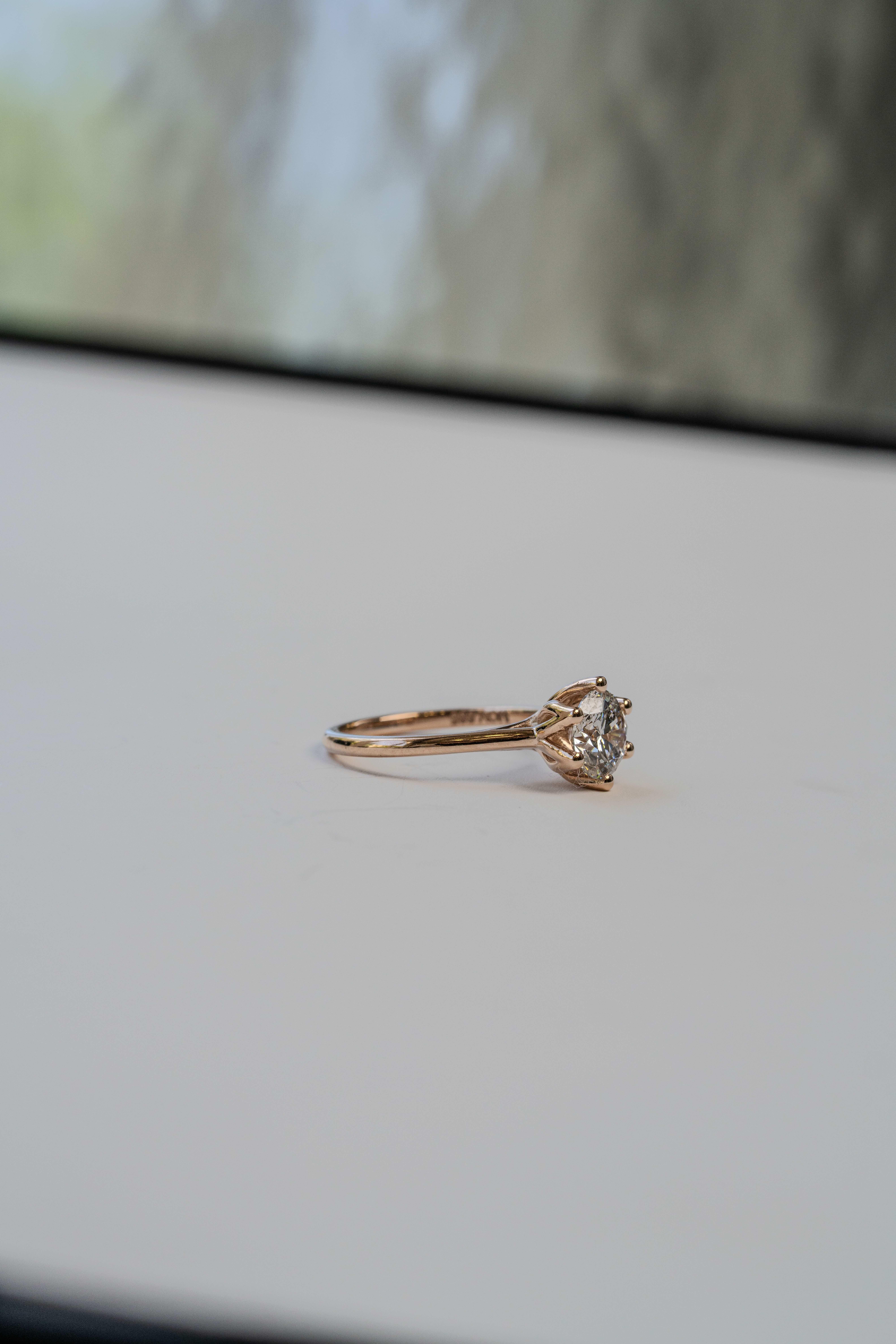 En venta: Anillo de compromiso de diamantes Violette 1,00 ct  6