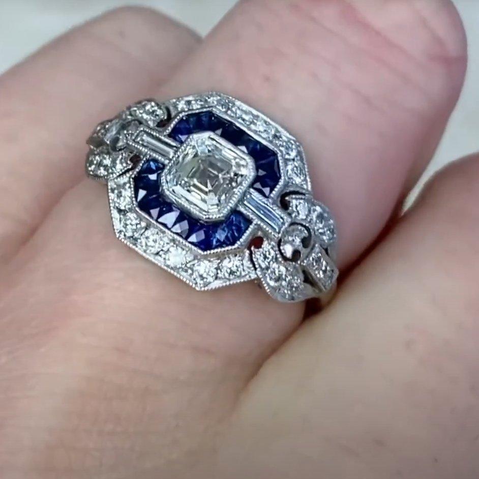 De las mujeres Anillo de compromiso con halo de diamantes talla Asscher (GIA aprox. 0,5 quilates), platino en venta