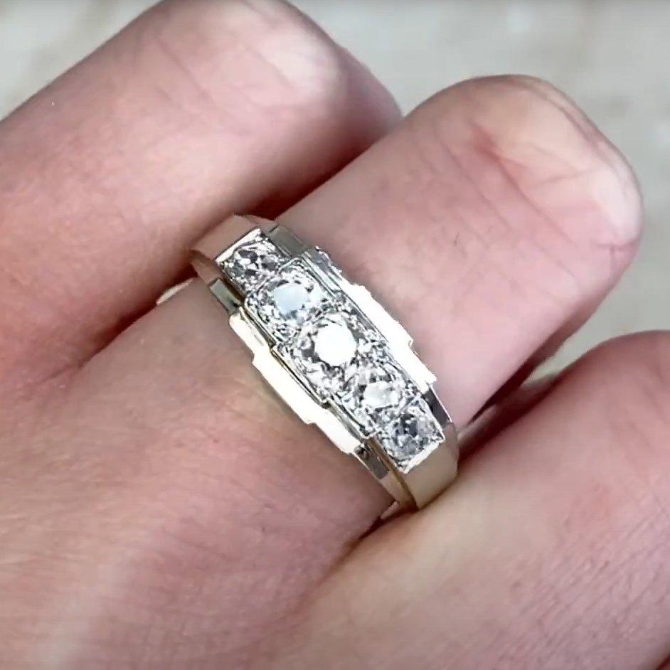 Bague ancienne en or jaune 18 carats avec diamant taille coussin (environ 0,20 carat) Pour femmes en vente