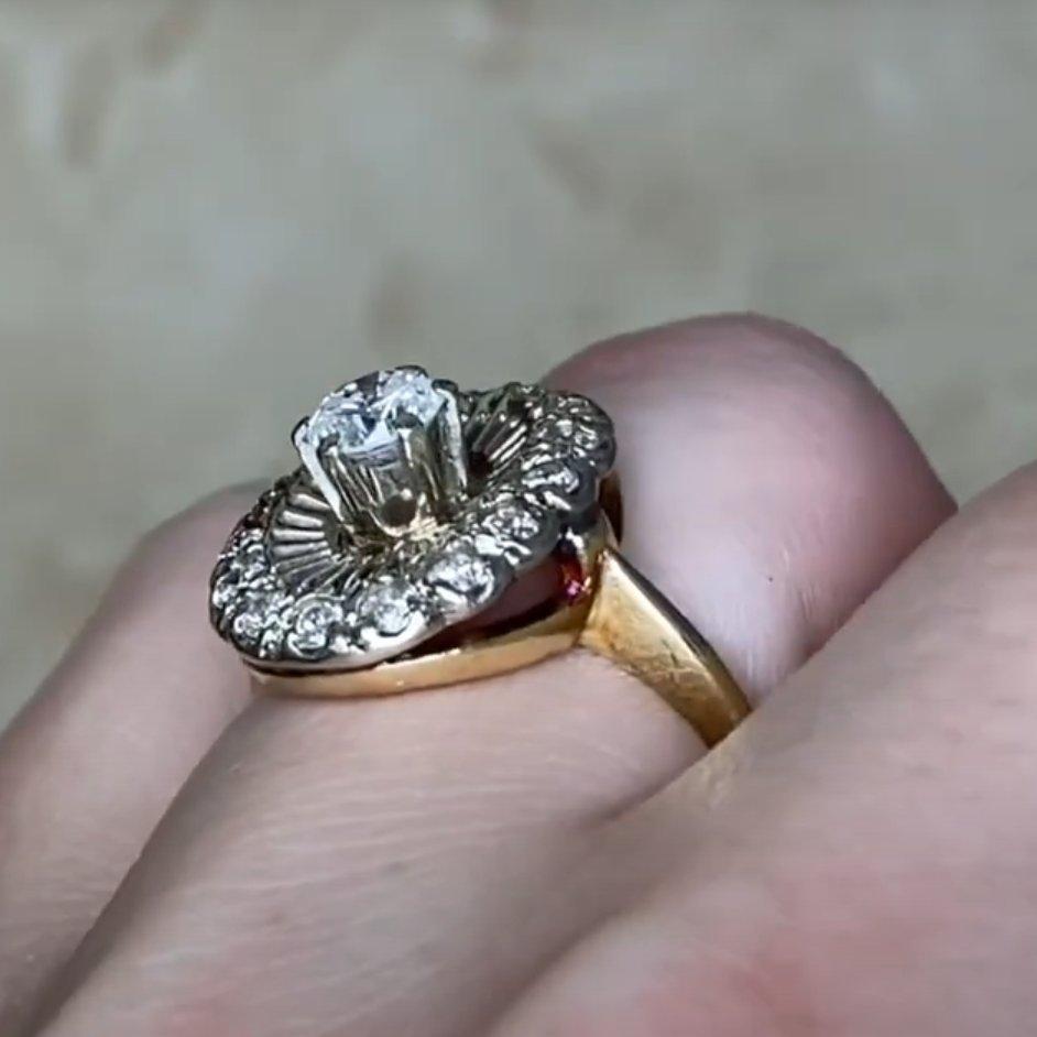 Bague en or jaune 14k, diamant rond taillé en brillant (environ 0,4 carats) Excellent état - En vente à New York, NY