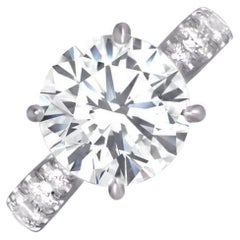 Bague de fiançailles en platine avec un diamant rond de 4,01ct à taille brillante