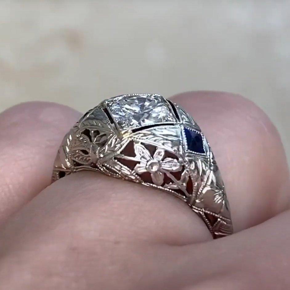 Bague de fiançailles vintage avec diamant rond taillé en brillant (environ 0,60 carats) Excellent état - En vente à New York, NY