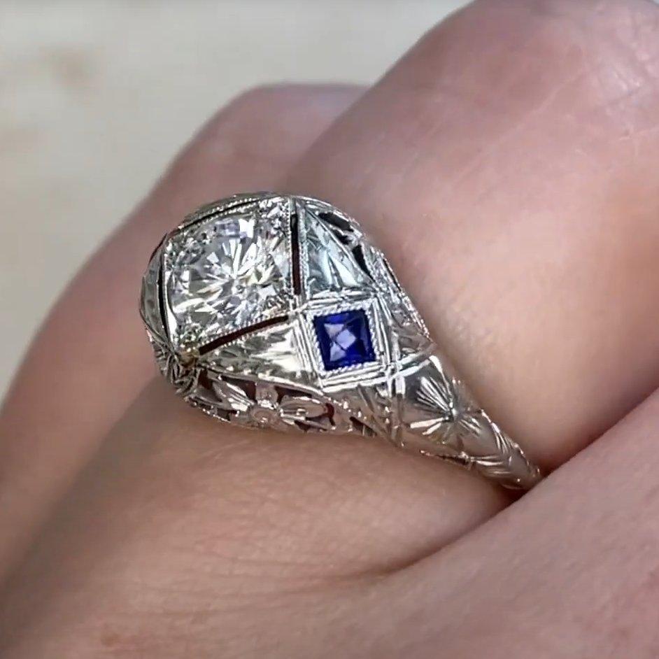 Bague de fiançailles vintage avec diamant rond taillé en brillant (environ 0,60 carats) Pour femmes en vente