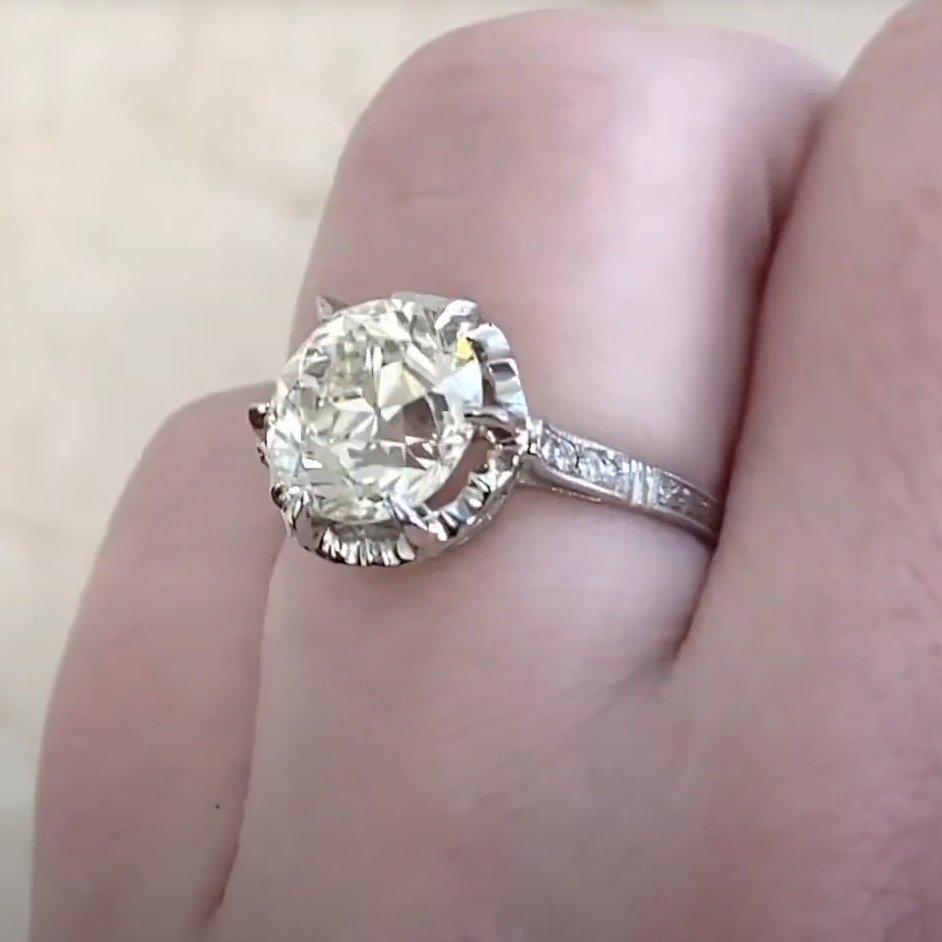 Bague de fiançailles ancienne en platine avec diamant taille européenne ancienne (environ 2.80 carat) Pour femmes en vente