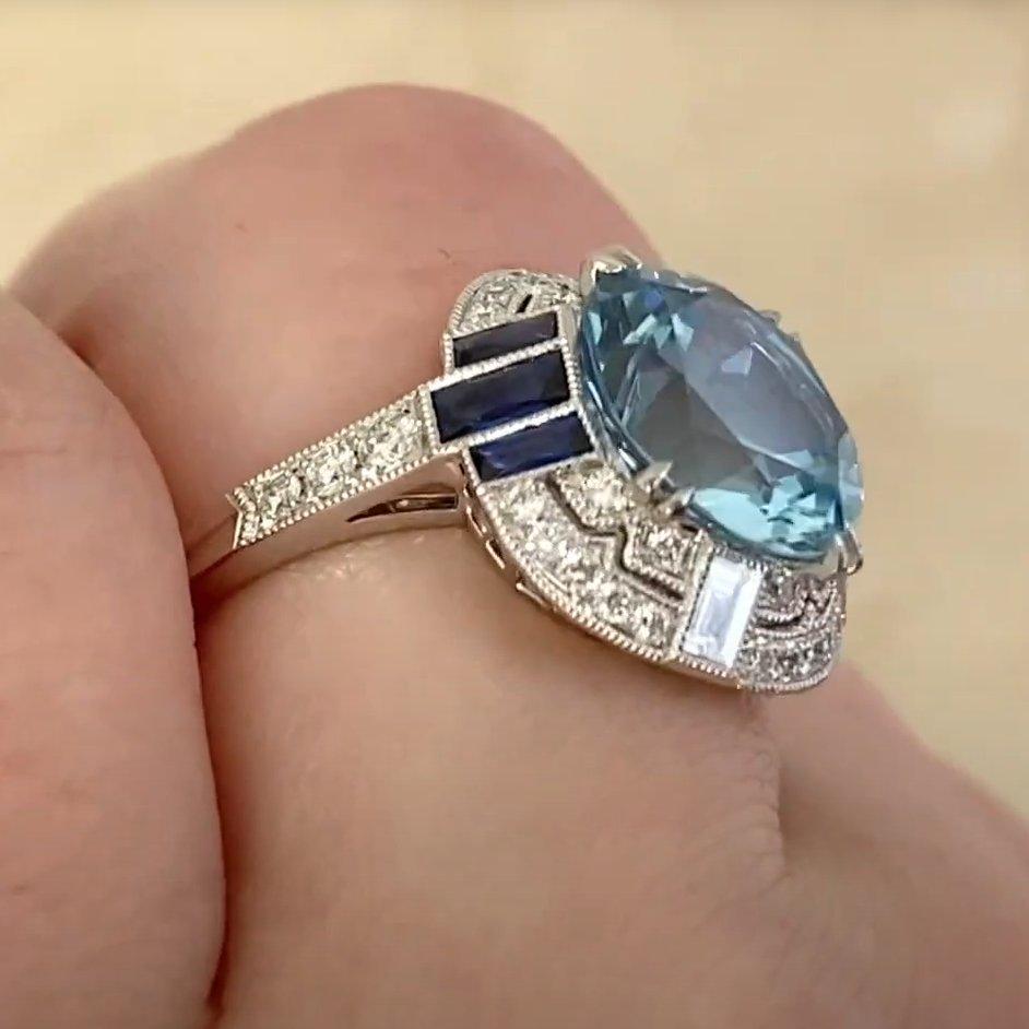 Taille ronde Bague de fiançailles à trois pierres (environ 3,20 carats), aigue-marine taille ronde en vente