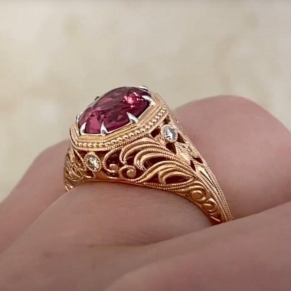 Bague en platine et or rose 18 carats avec tourmaline rose de taille ovale (environ 2,00 carats) Pour femmes en vente