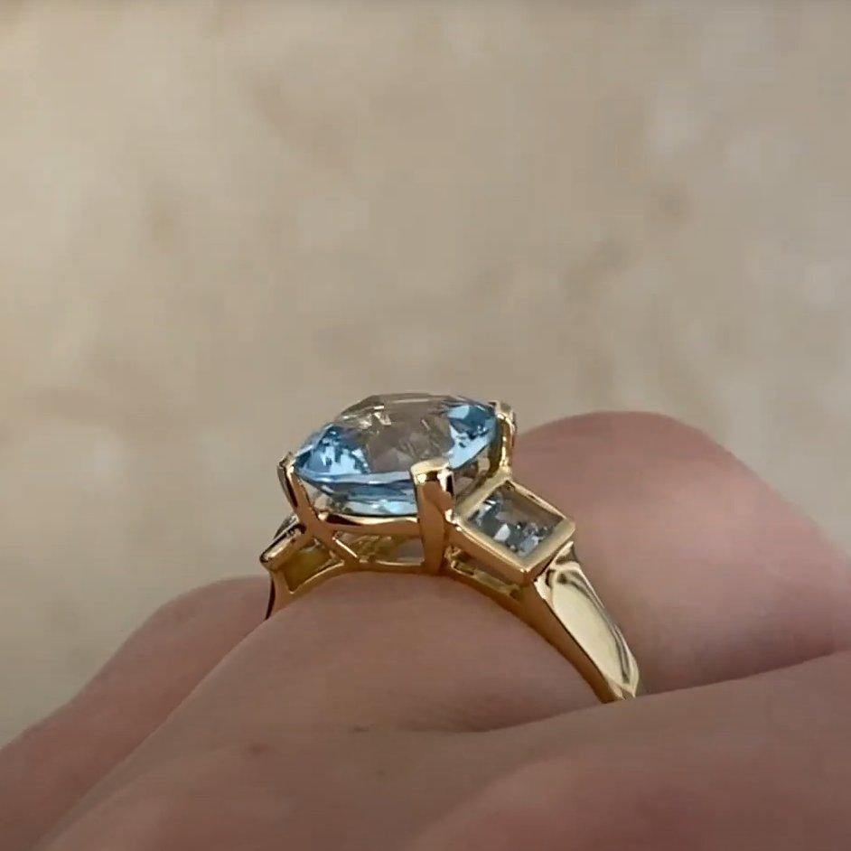 Bague de fiançailles en or jaune 18 carats avec aigue-marine taille coussin (environ 1,90 carat) Pour femmes en vente