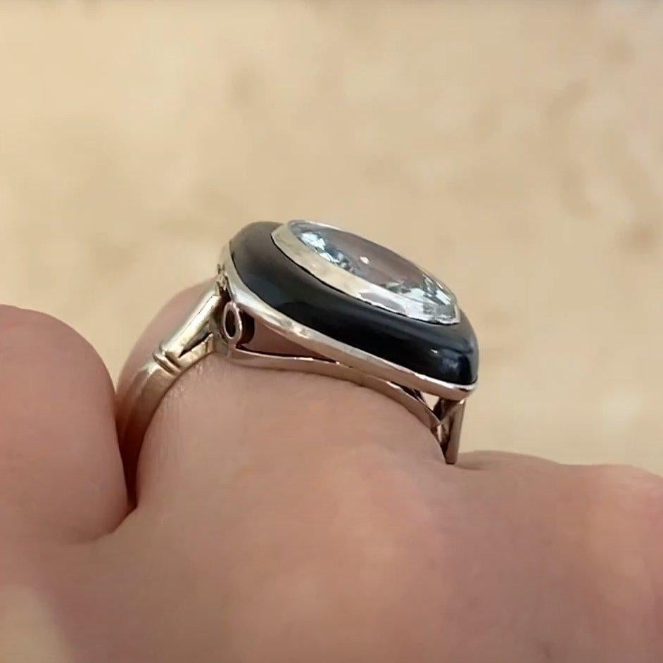 Anello aureola in onice antico con taglio rotondo (circa 3,00 carati), oro bianco 18 carati In condizioni ottime in vendita a New York, NY