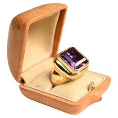 Bague cocktail vintage en or jaune 18 carats avec améthyste taille émeraude (environ 15 carats)