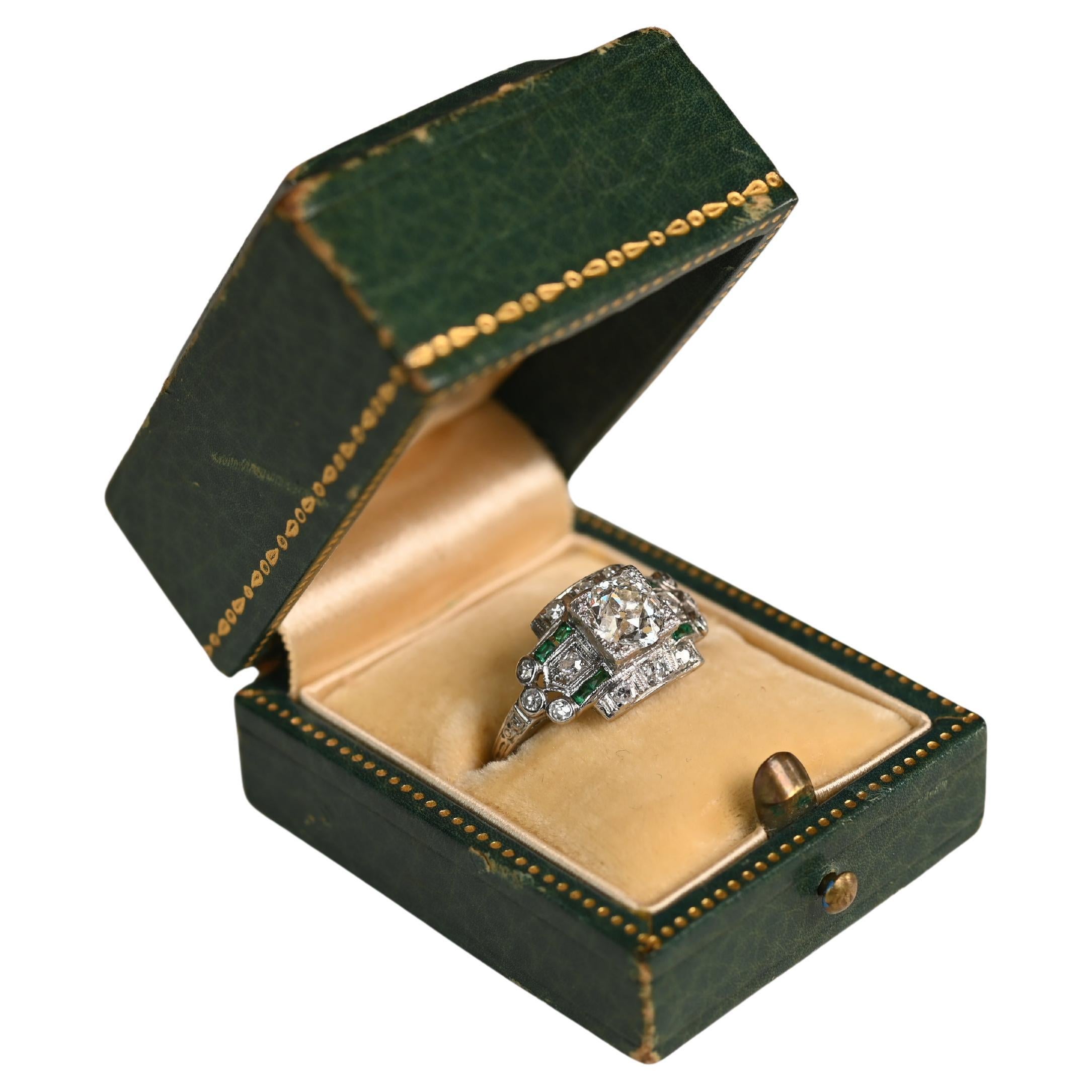 Anillo antiguo de diamantes talla europea (GIA aprox. 1.00 quilates), platino