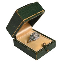 Anillo antiguo de diamantes talla europea (GIA aprox. 1.00 quilates), platino
