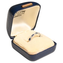 Anillo de diamantes y zafiros talla francesa (aprox. 1,20 quilates), oro blanco de 18k