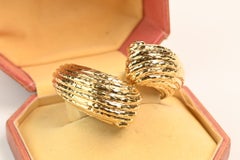 David Webb 18K Yellow Gold Cuff Bracelet. Metalwork Swirl Cuff Bracelet Signed