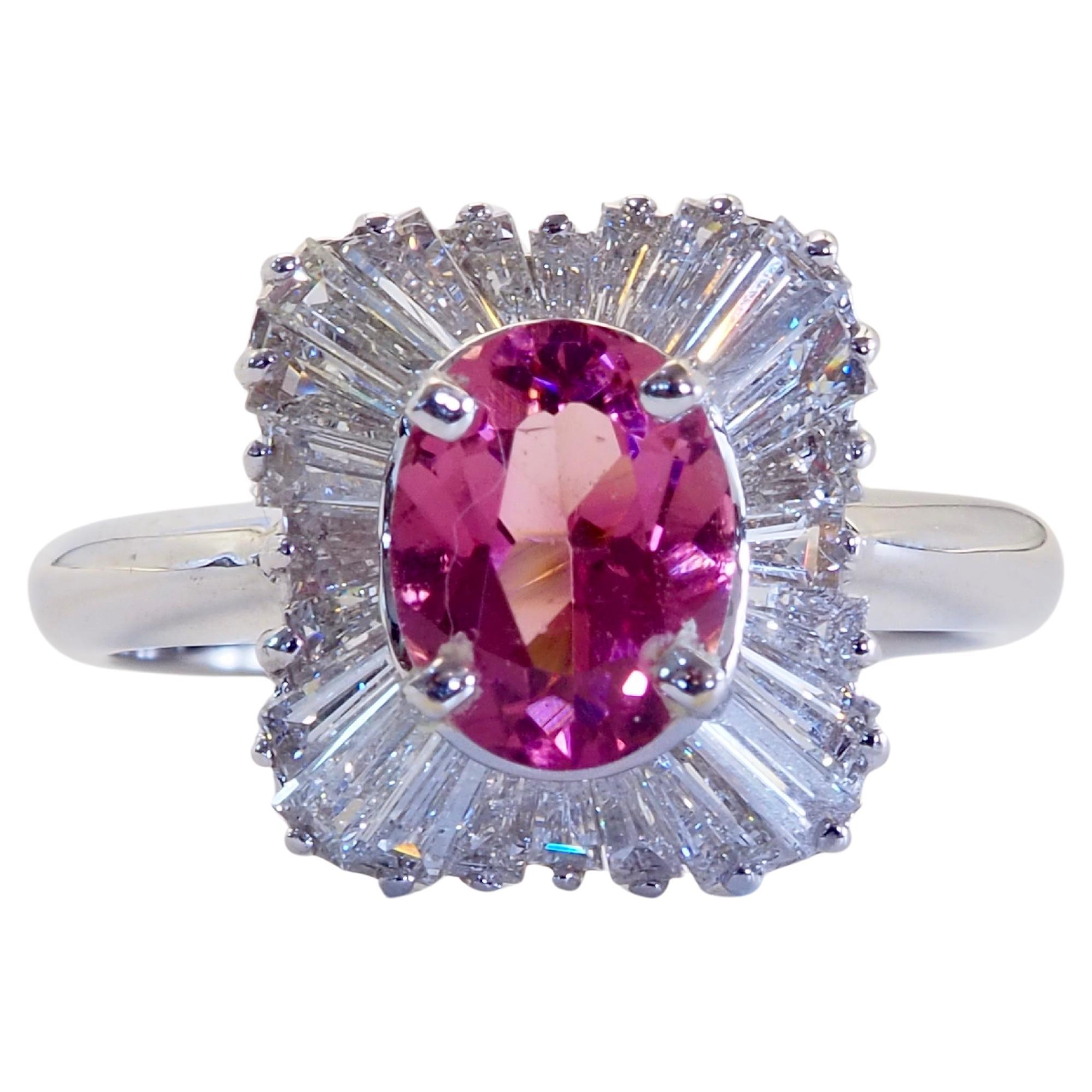 Bague en or blanc 18 carats avec tourmaline rose de 1,27 carats et diamant de 0,88 carats