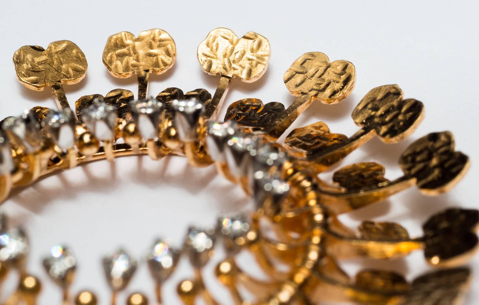Tapio Wirkkala Broche « Tournesol » en or et diamants, faite à la main, années 1960 Excellent état - En vente à Houston, TX