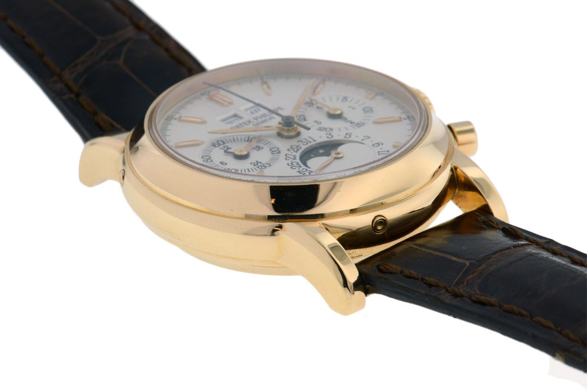 Highly desireable gents Patek Philippe Perpetual Calendar Chronograph (third series) in 18K rose gold, Ref#3970ER. On original reptile strap with 18K rose gold deployant buckle, sapphire caseback, case diameter 36.5mm. Manually wound movement,